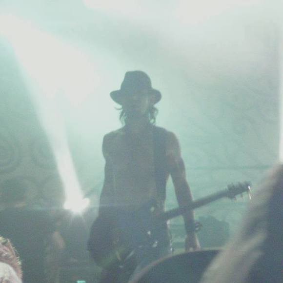 Meet your Posher, Joi - Picture 1 of 1